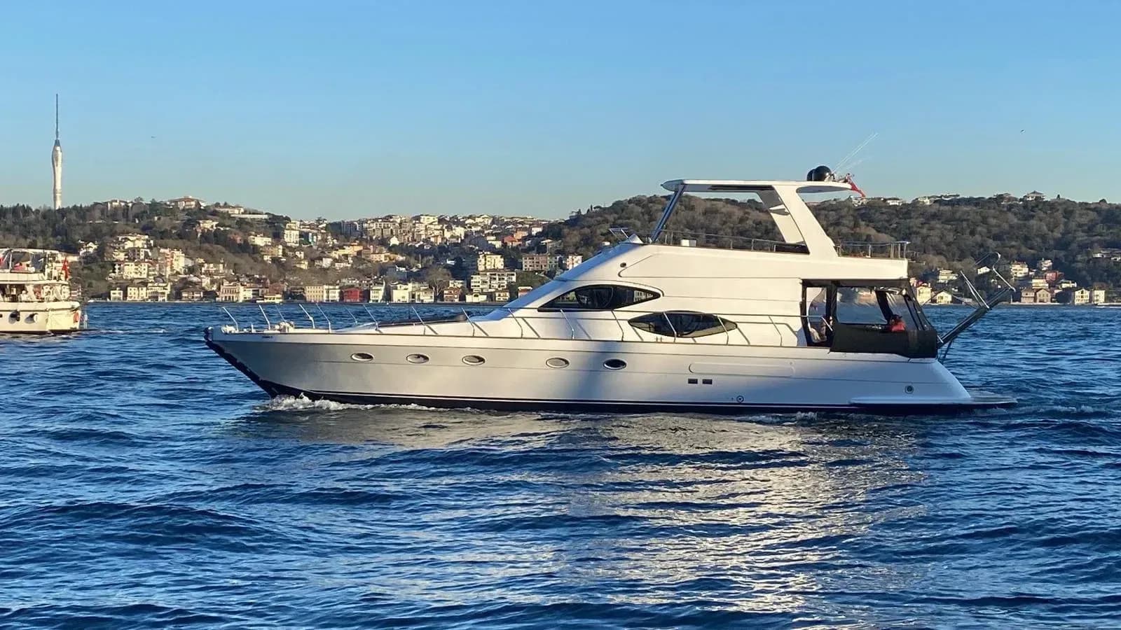 Luma Prism Boutique Yacht · 12 Guests — Bosphorus yacht charter, Up to 12 guests